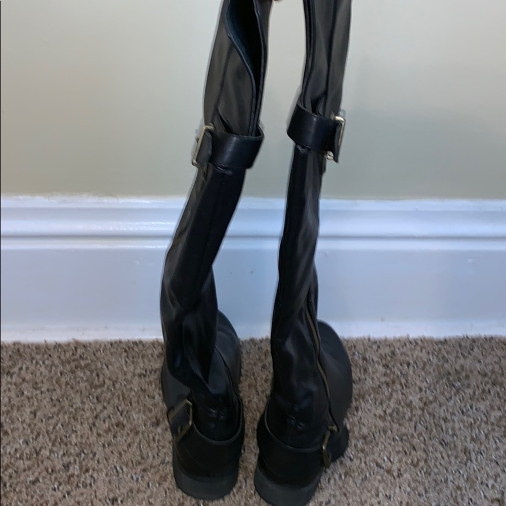 Forever 21 black knee high boots - Picture 3 of 4